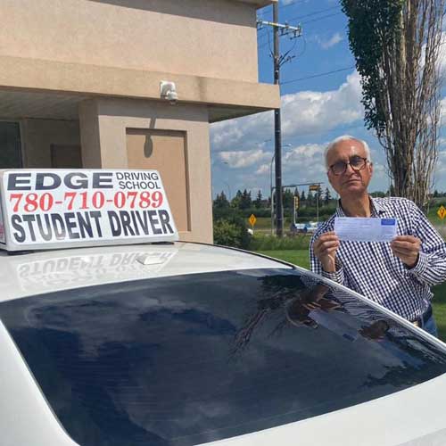 edge-driving-school-students-192